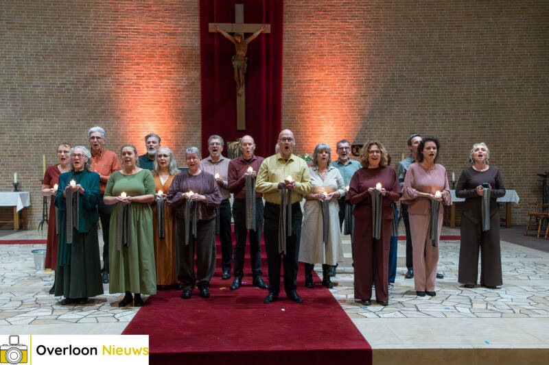 zanggroep-palet-viert-25-jarig-jubileum-met-concert-palet-kleurt-zilver-10-10-2026-18-standard-g0bpve.jpg