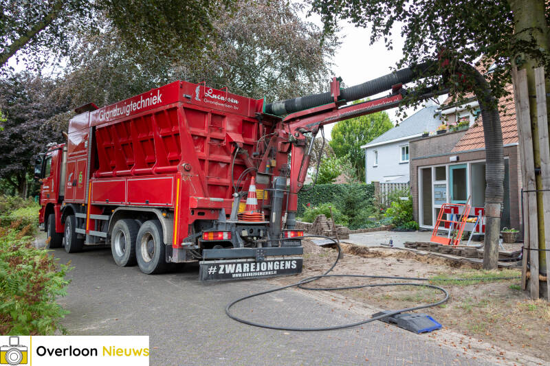 zuigwagen-ingezet-om-boomwortels-te-beschermen-tijdens-werkzaamheden-04-09-2026-10-standard-3m06ej.jpg
