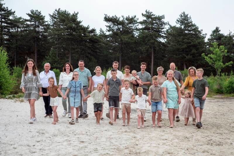 Fotoshoot bij Nederheide, met de hele familie op de foto