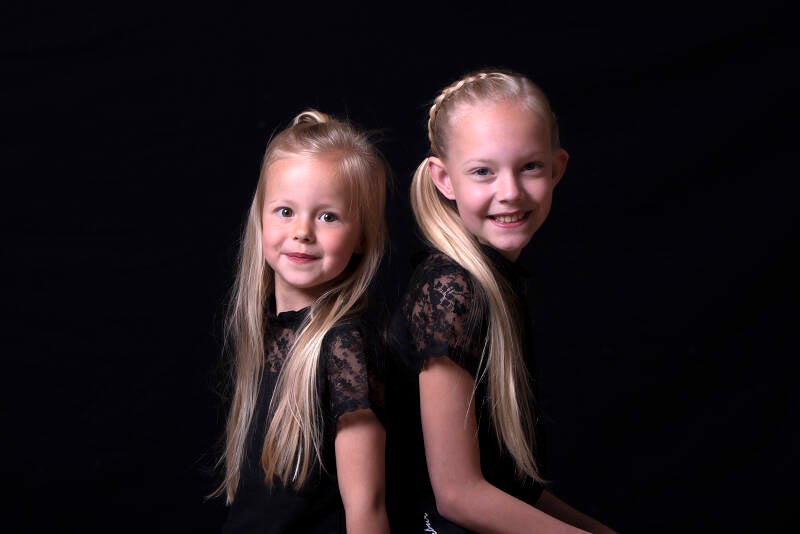 Johan Bouwmans uit Deurne is een kinderfotograaf, gespecialiseerd in kinderen en gezinnen. Fotoshoot vinden plaats op locaties rondom Deurne, Venray, Helmond en Horst. Maar ook in mijn fotostudio in Deurne