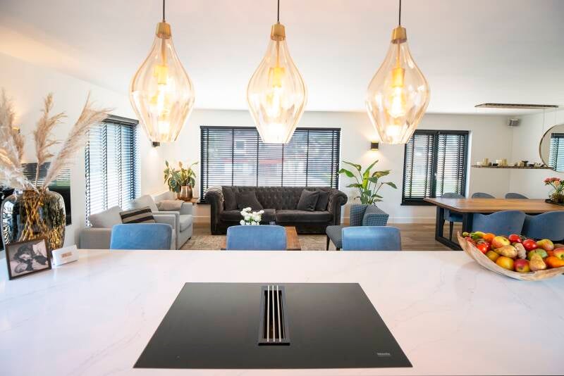 Verfrissende foto's van een interieur boven de praktijk van Fysio Jansen