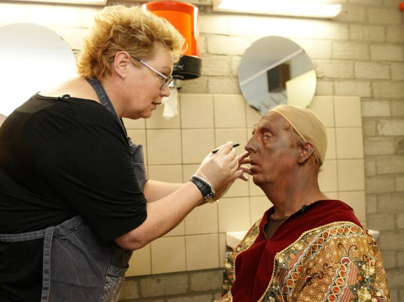 Dhr.Mayamba - Brand Jan de Haan