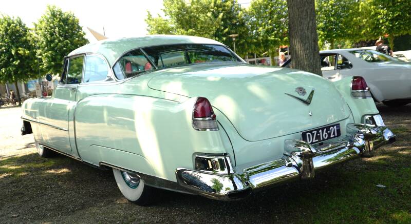 CADILLAC COUPE DE VILLE, uit februari 1952