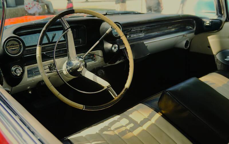  CADILLAC COUPE DEVILLE, uit februari 1959