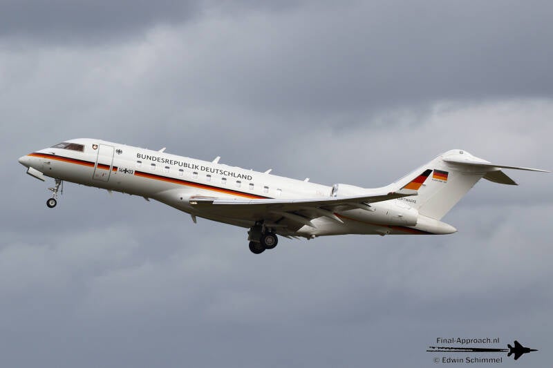 01-standard-1hsx53.jpg