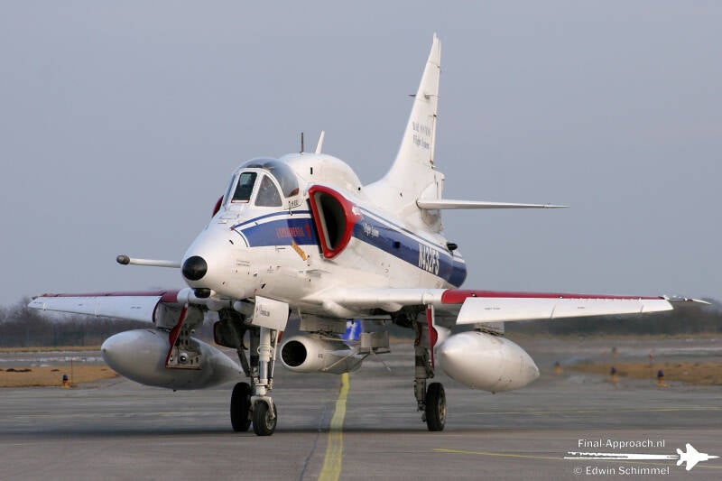 07-standard-lk393s.jpg