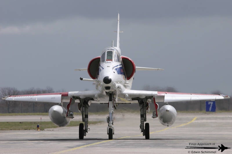 11-standard-194jb3.jpg