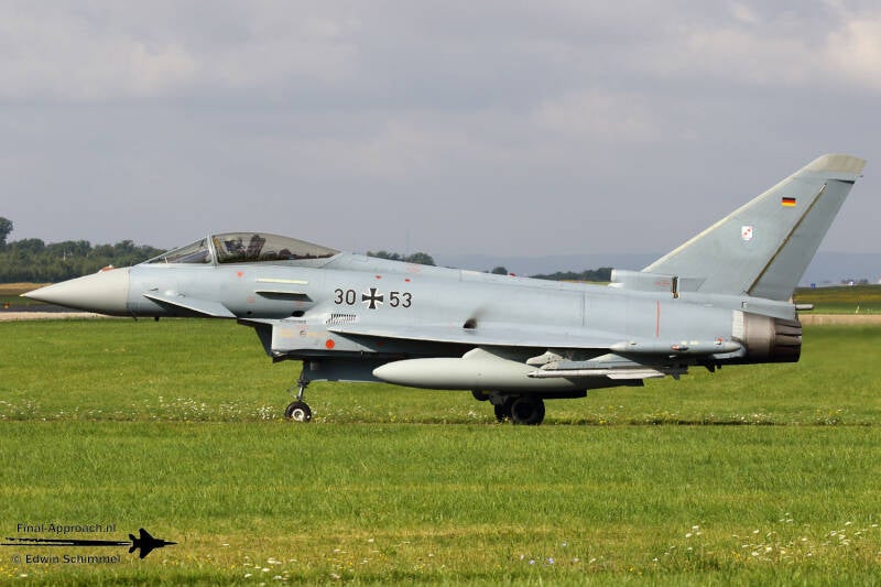 15-standard-lawn2j.jpg