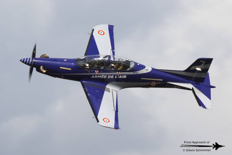 16-standard-9tqy49.jpg