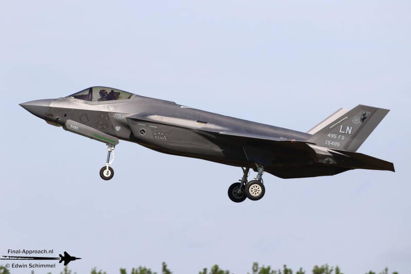 23-standard-9c9xes.jpg
