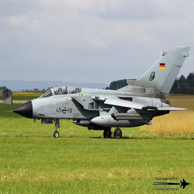 24-standard-04glec.jpg