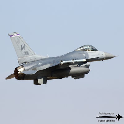 27-standard-e4svqv.jpg