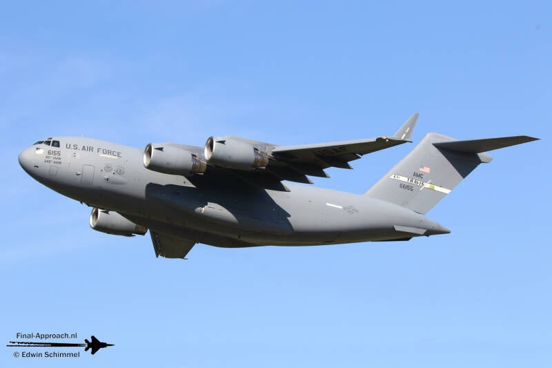 30-standard-133i21.jpg
