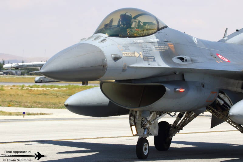43-standard-f3uh1r.jpg