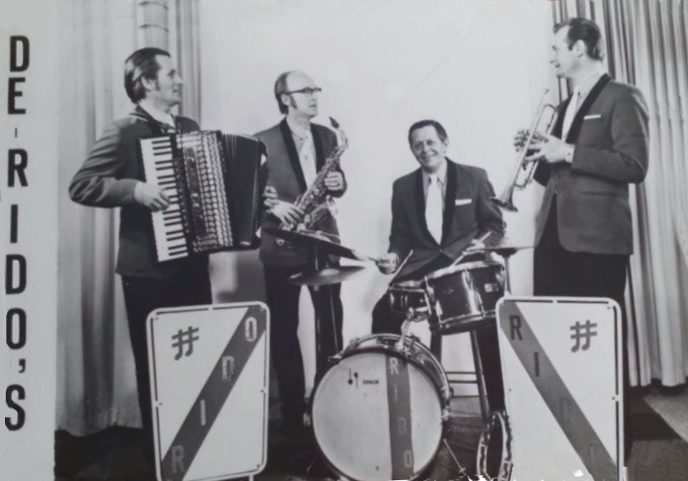 Rido's, De / R | Bestgenoch