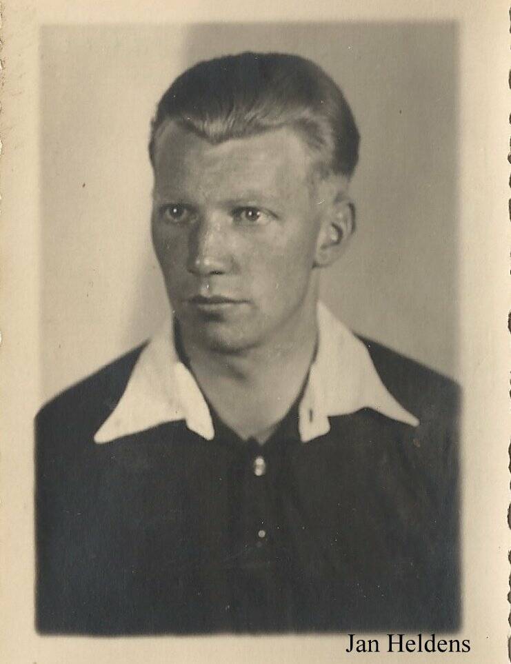 1947-19483-1.jpg