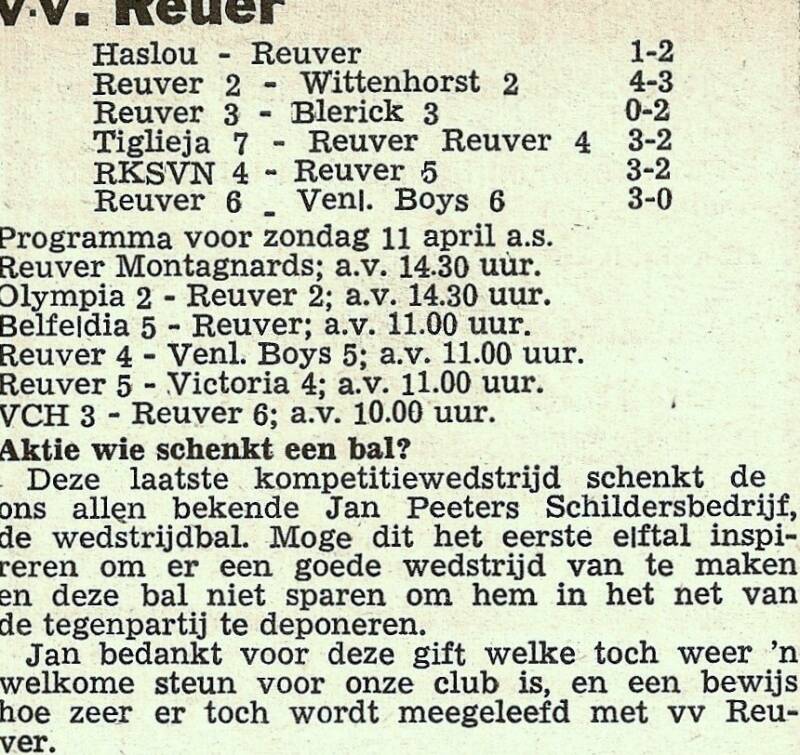 1978-1979-jan-peeters-schenkt-een-bal-standard.jpg