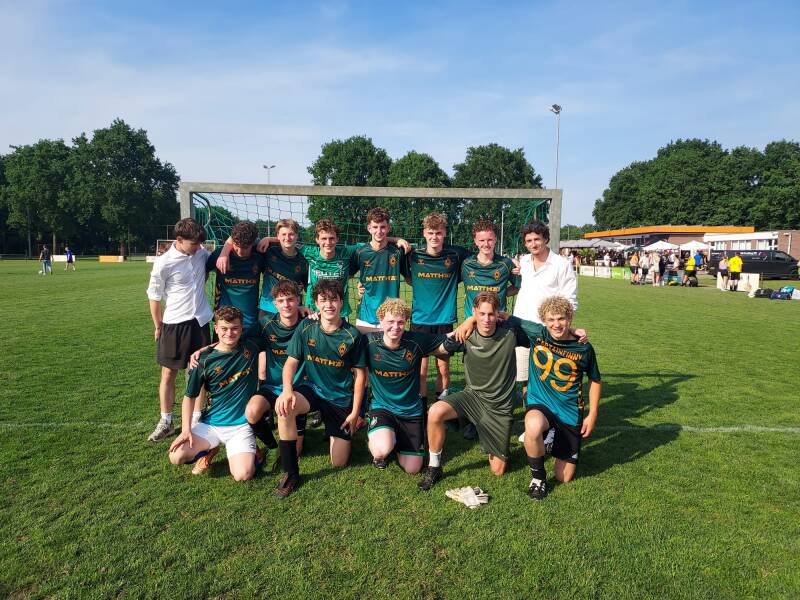 53-hoppa-hoppa-standard.jpg