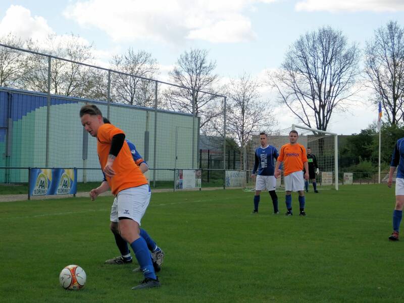 S0358803-1.jpg