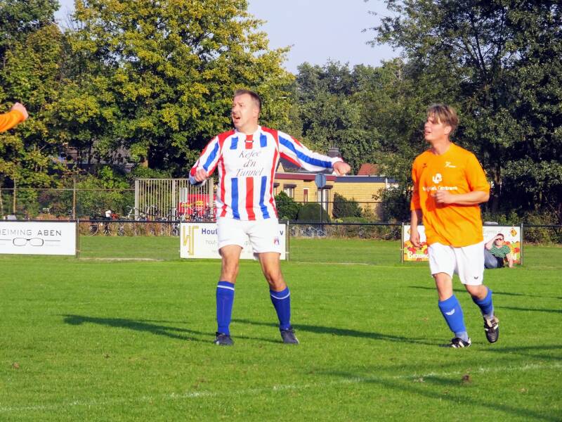 S0472427.jpg
