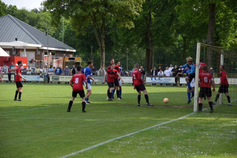 dsc_1032-standard.jpg