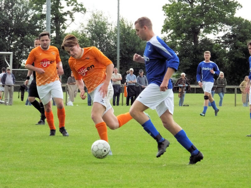 leunen-reuver-0-2-23-standard-7dv37o.jpg