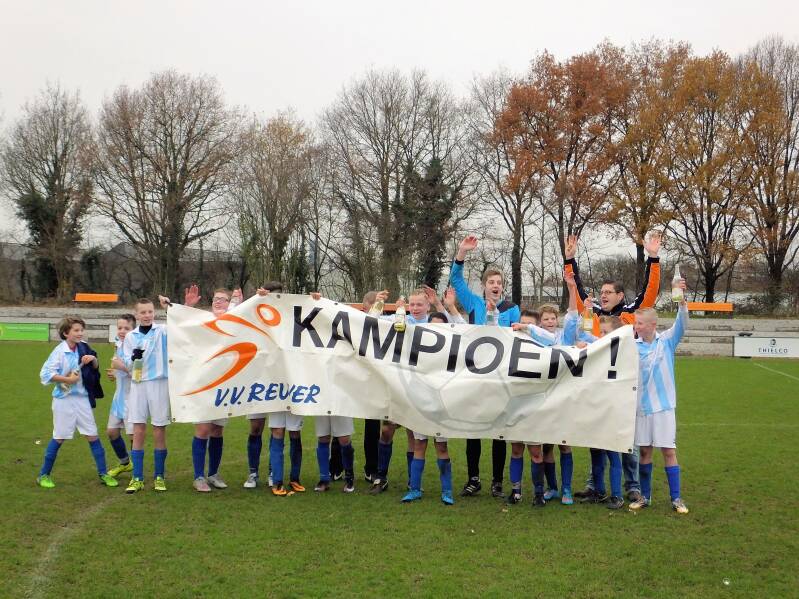 reuver-c3-kampioen-76-standard.jpg
