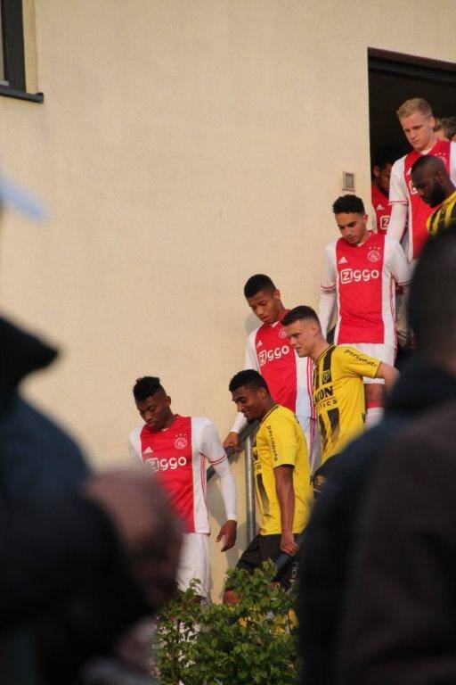 reuver-jeugd-bij-vvv-ajax-17-standard.jpg