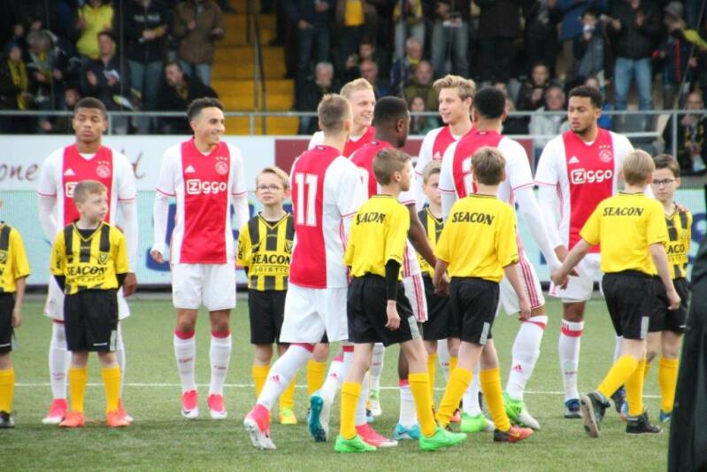 reuver-jeugd-bij-vvv-ajax-23-standard.jpg