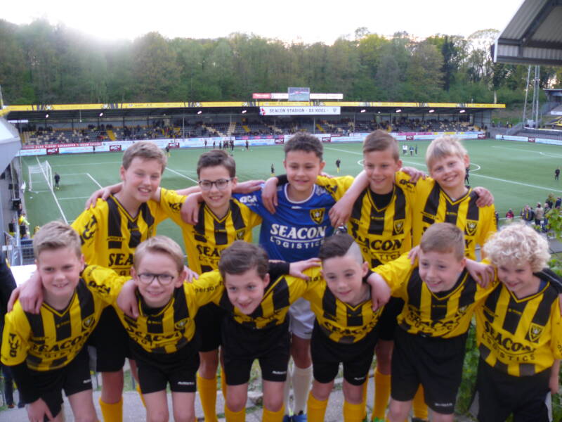reuver-jeugd-bij-vvv-ajax-39-standard.jpg