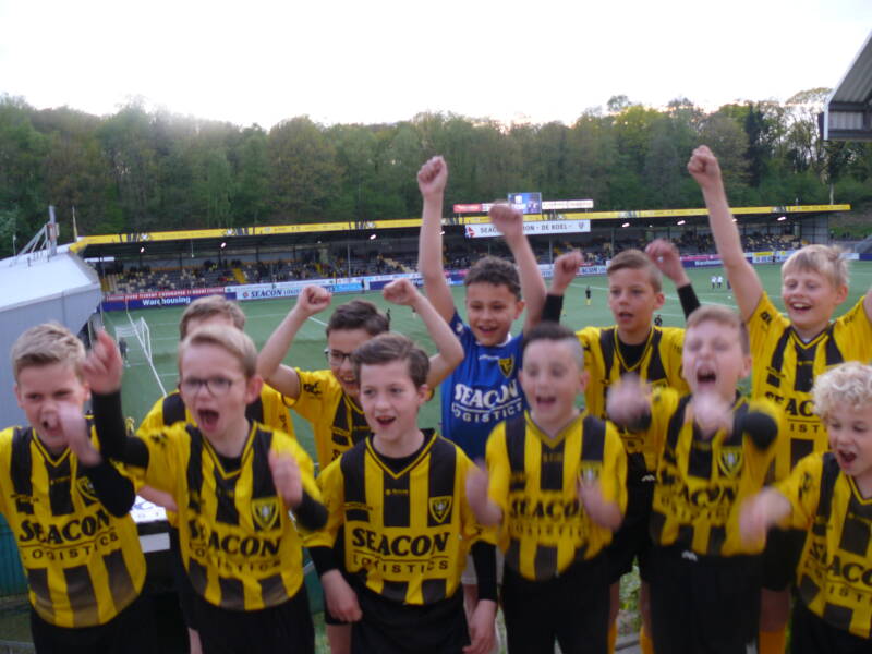 reuver-jeugd-bij-vvv-ajax-41-standard.jpg