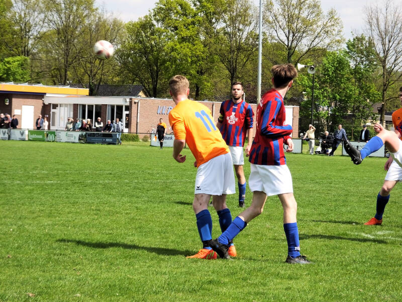 s0141851jpg.jpg