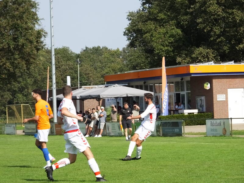 s0143149jpg.jpg