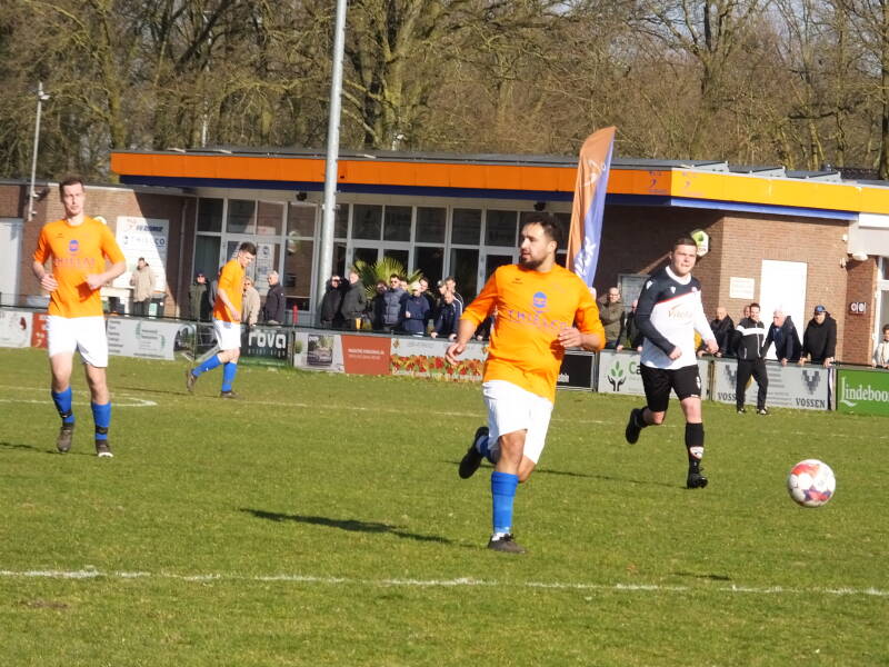 s0190079-standard.jpg