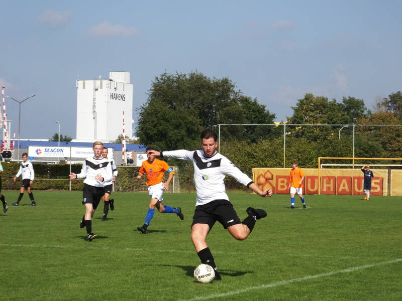 s0248776jpg-1.jpg