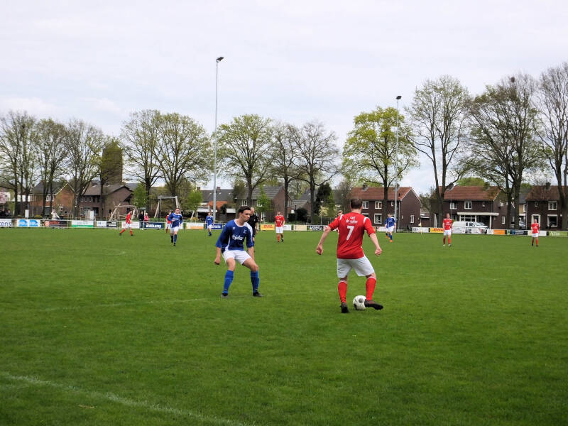 s0261716jpg-1.jpg