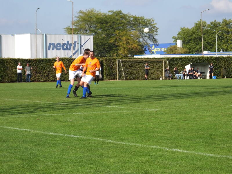 s0328807jpg-1.jpg