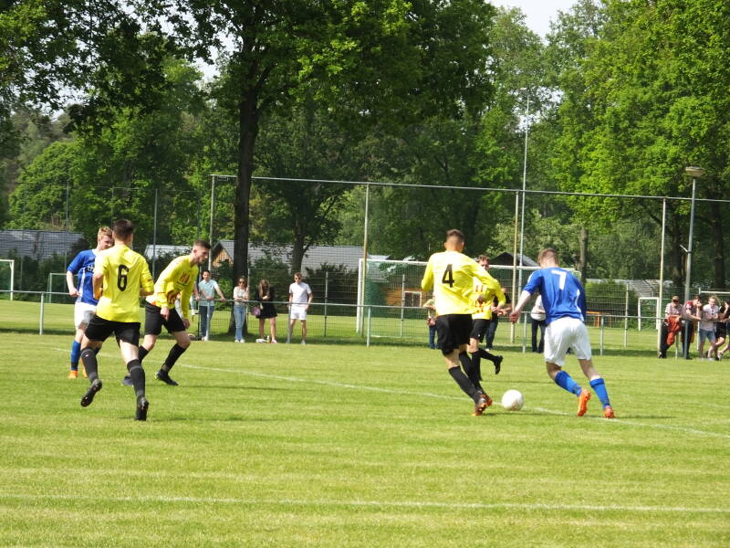 s0432647jpg.jpg