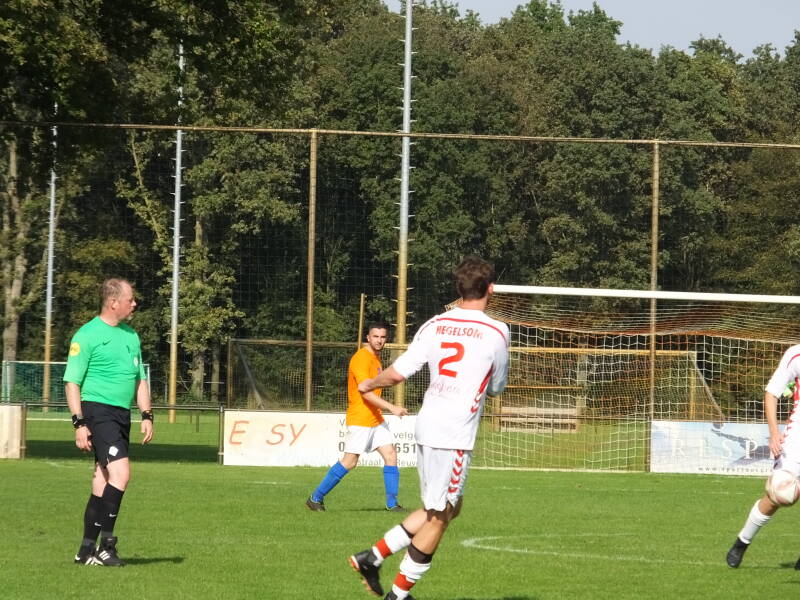 s0443241jpg-1.jpg