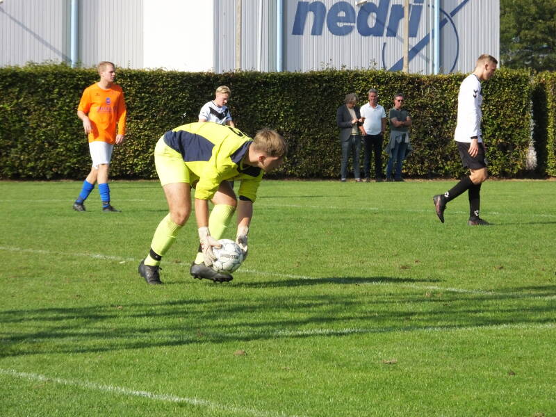 s0458855jpg-1.jpg