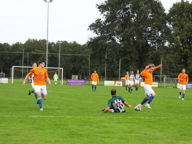 s0466753-standard.jpg