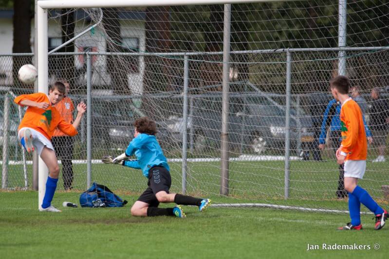 venlose-boys-reuver-b3-34-standard.jpg