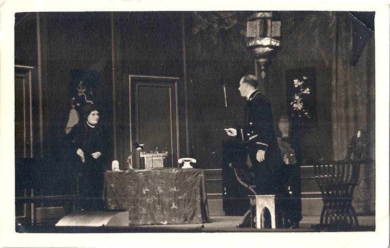 ForumTheaterdeRoo1-1.jpg