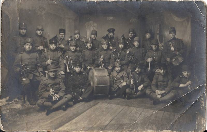 OudMuziekkorps3a-1.jpg
