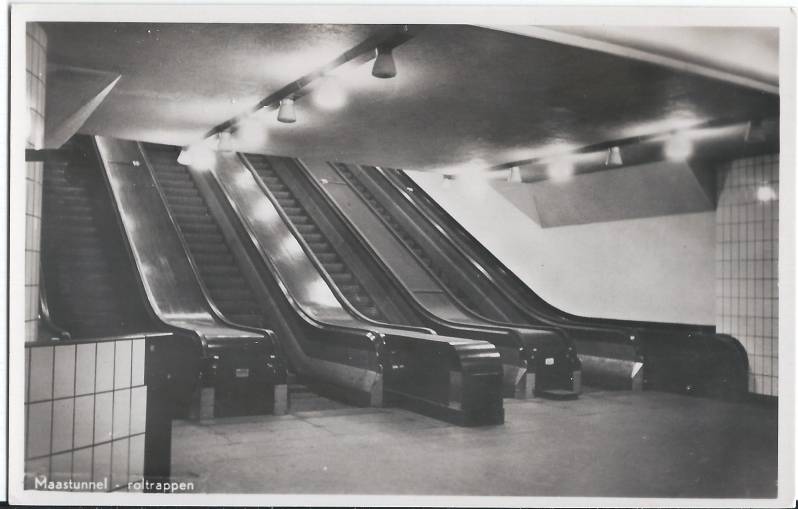 Roltrappen10-1.jpg