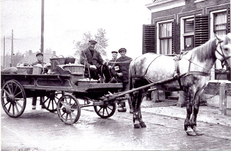 Handelaar met paard en wagen