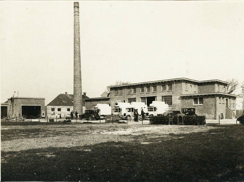 Bedrijfsterrein NTF jeind jaren '20 vorige eeuw.