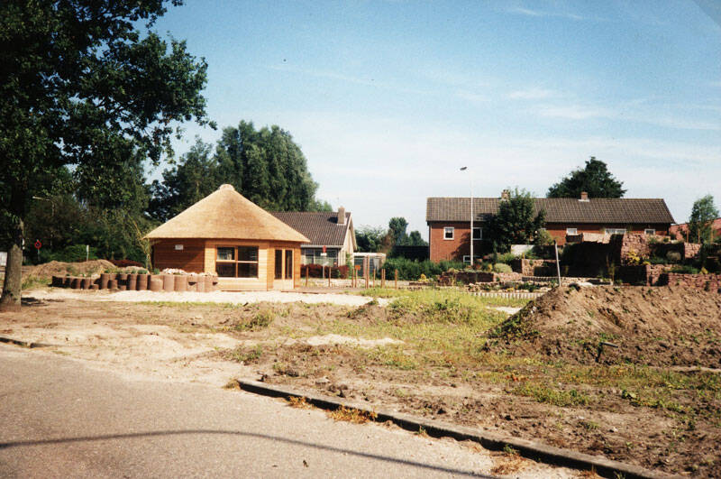 Bouw verkoopkiosk Noppert Beton Sumar