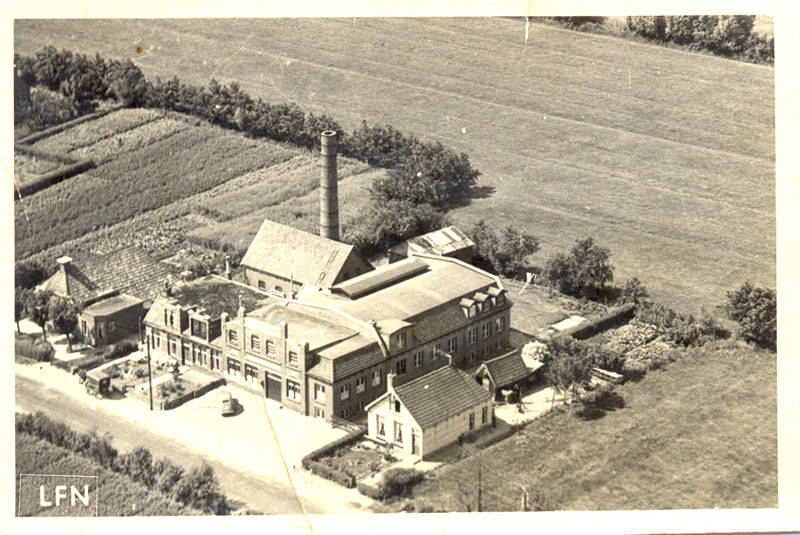 Luchtfoto matrassenfabriek Minverva Sumar