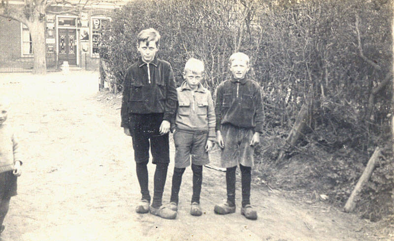 Master de Vrieswei Sumar